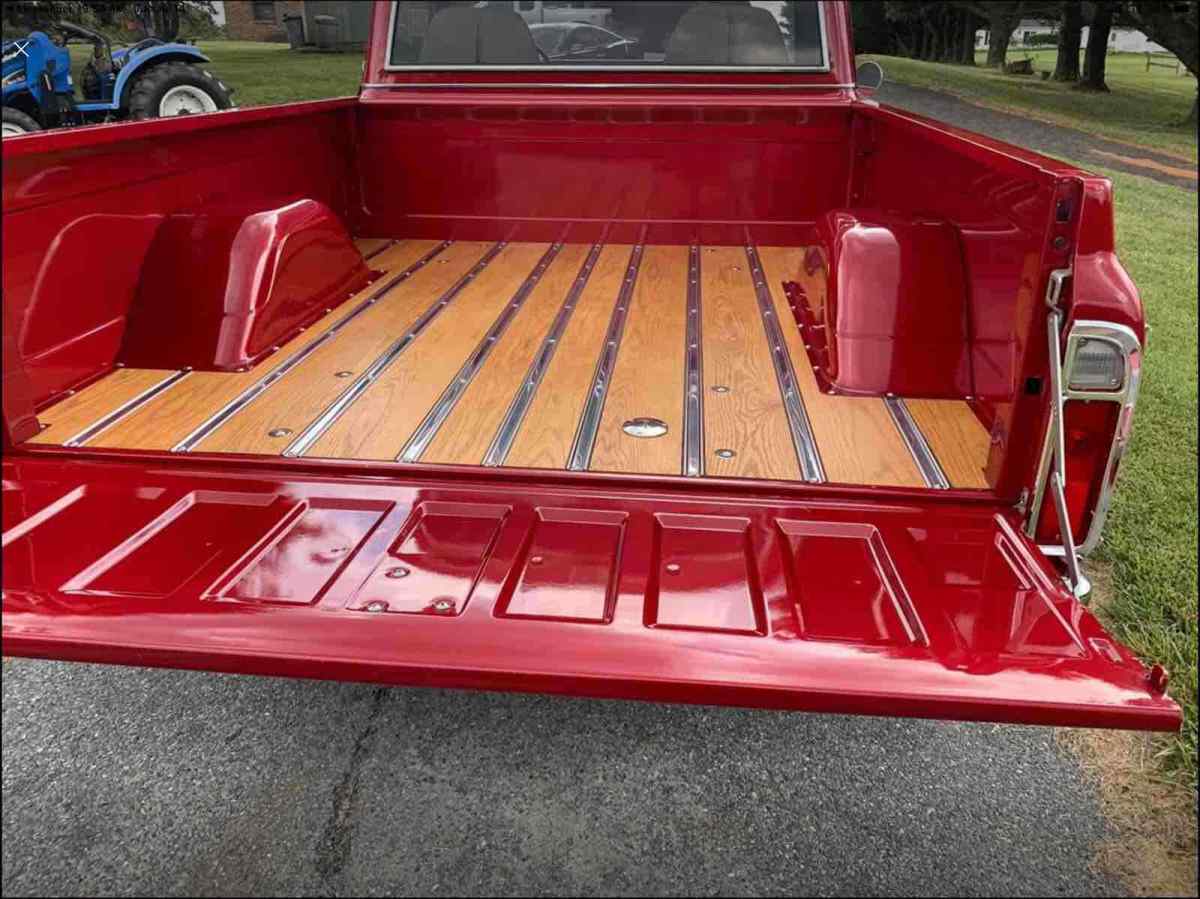 1972 Red Chevrolet C10/K10 Pickup