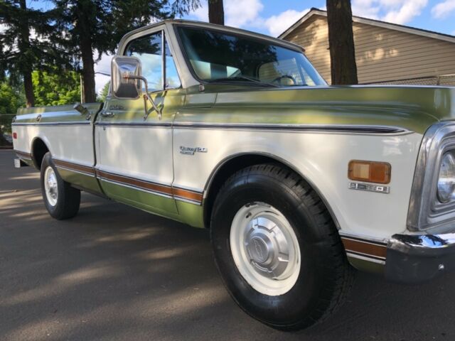 1972 Green Chevrolet C/K Pickup 2500 Standard Cab Pickup