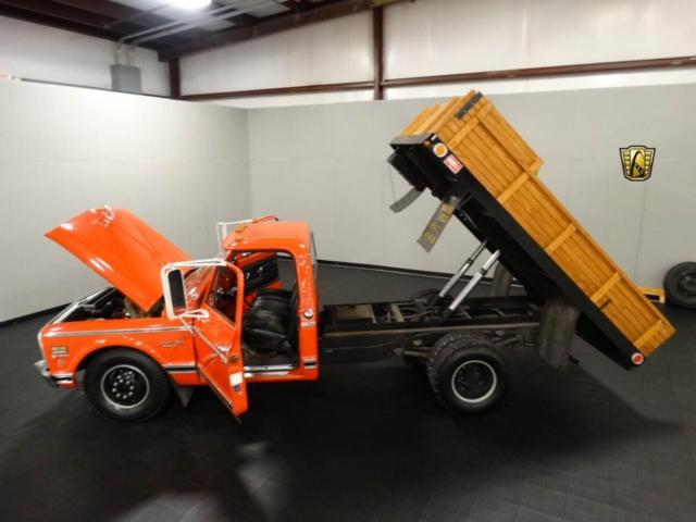 1972 Orange Chevrolet C-10