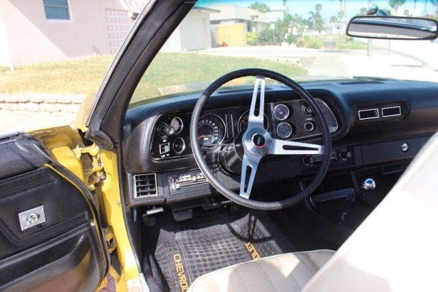 1972 Gold Chevrolet Camaro Coupe