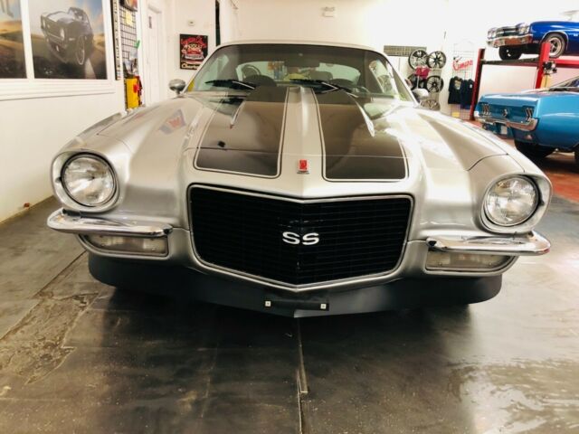 1972 Silver Chevrolet Camaro 2 Door