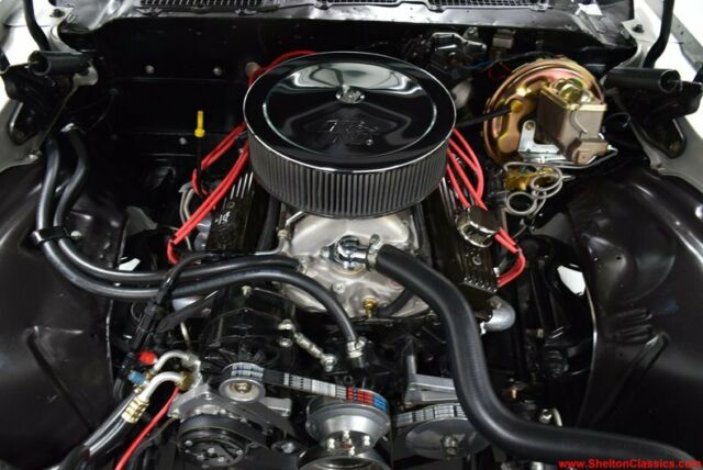 1972 Silver Chevrolet Camaro Hardtop