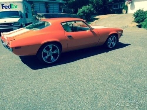 1972 White Chevrolet Camaro