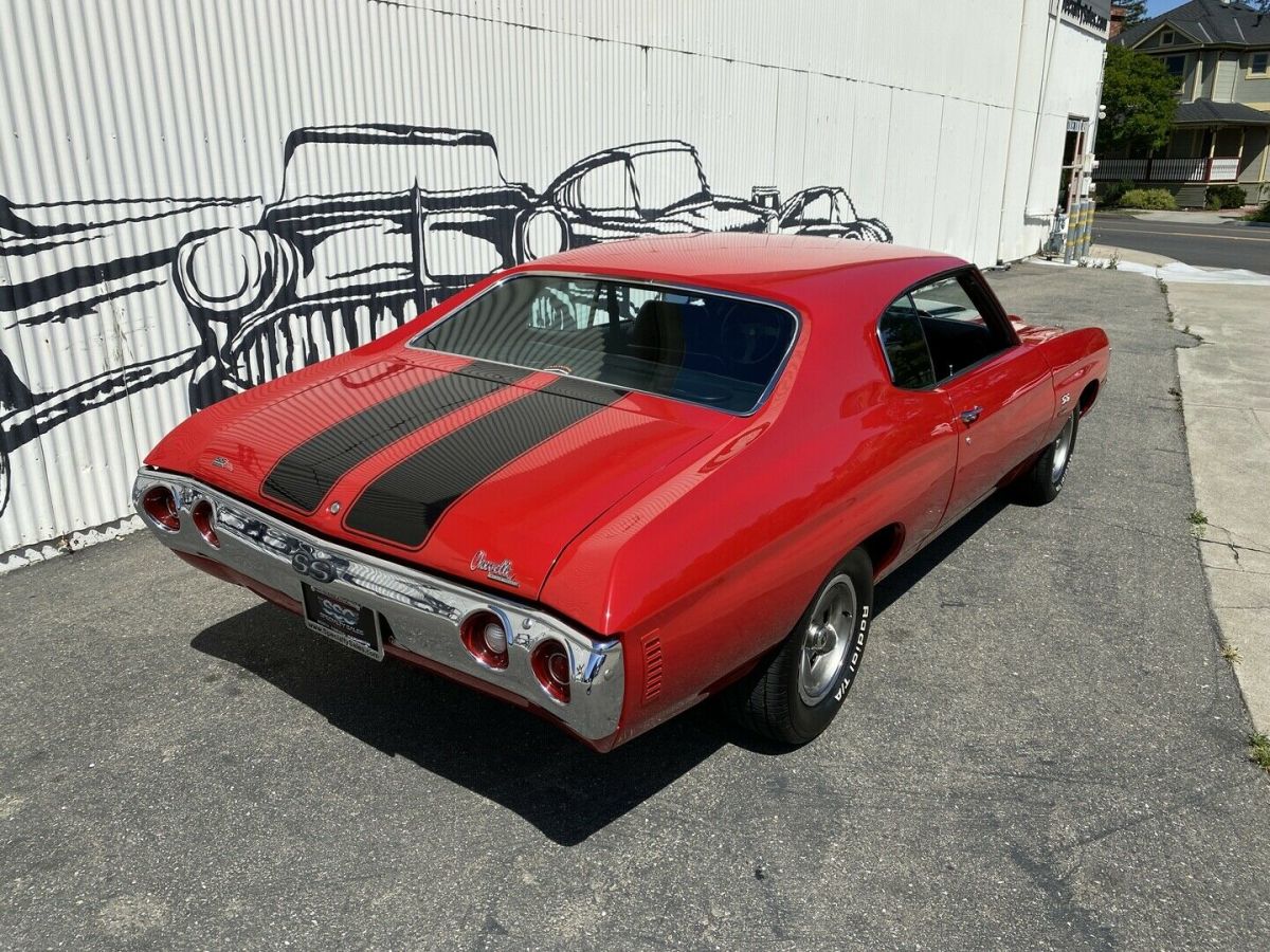 1972 Red Chevrolet Chevelle Hardtop