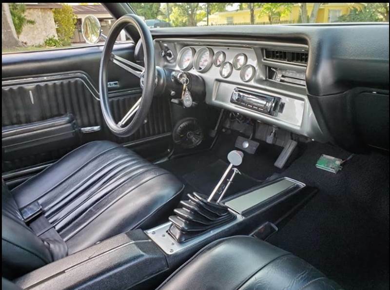 1972 Silver Chevrolet Chevelle Coupe