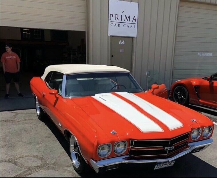 1972 Orange Chevrolet Chevelle convertible Convertible
