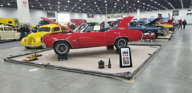 1972 Red Chevrolet Chevelle --