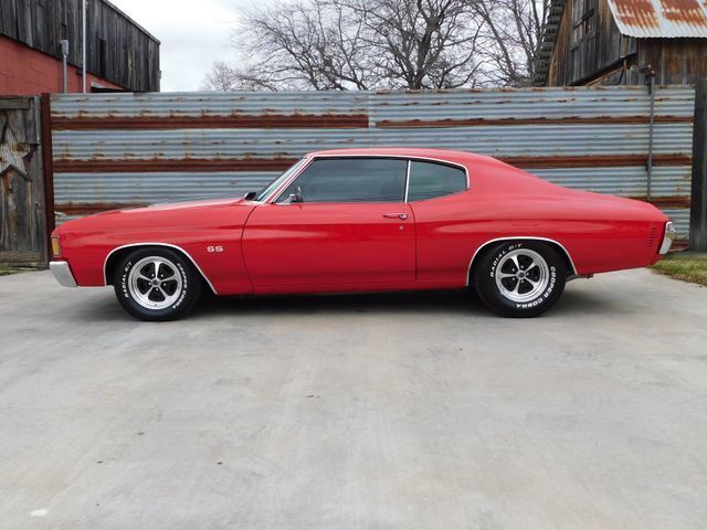 1972 Red Chevrolet Chevelle --