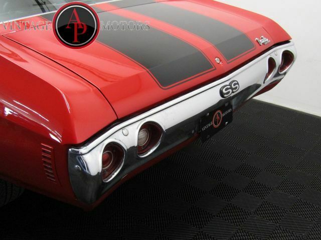 1972 Red Chevrolet Chevelle --