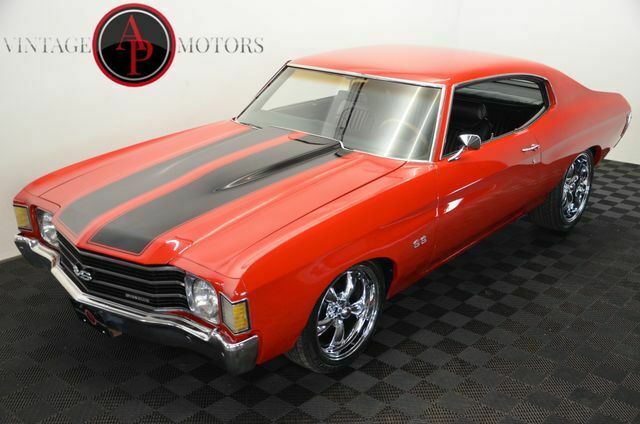 1972 Red Chevrolet Chevelle --