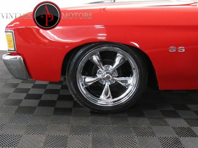 1972 Red Chevrolet Chevelle --