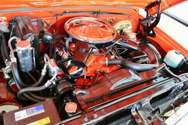 1972 Orange Chevrolet Chevenne Super 10 --