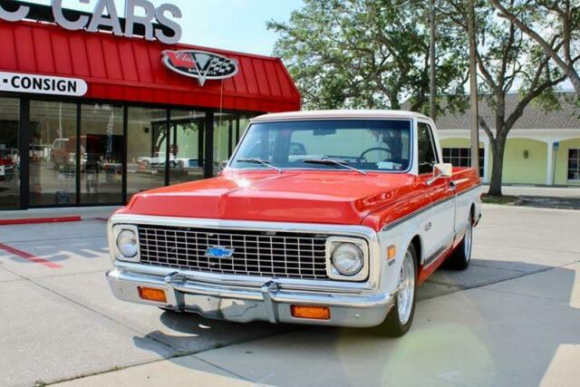 1972 Orange Chevrolet Chevenne Super 10 --