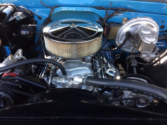 1972 Medium blue/white Chevrolet Cheyenne Standard Cab Pickup