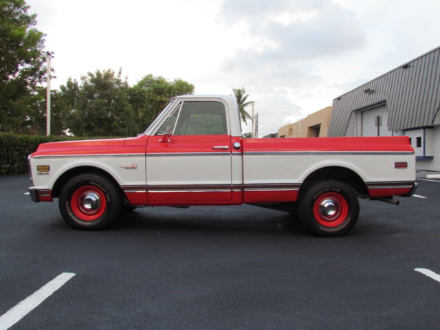 1972 White/Red Chevrolet Cheyenne
