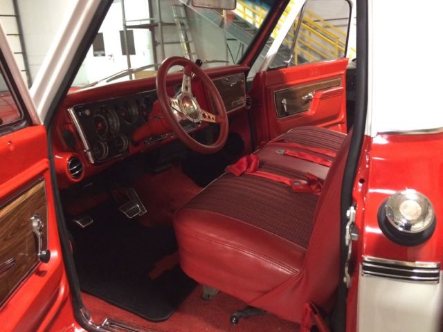 1972 Black Chevrolet C-10 long bed