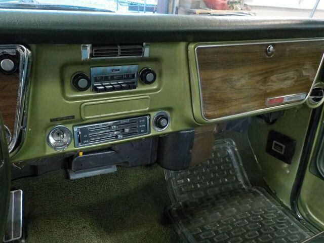 1972 Green Chevrolet C-10