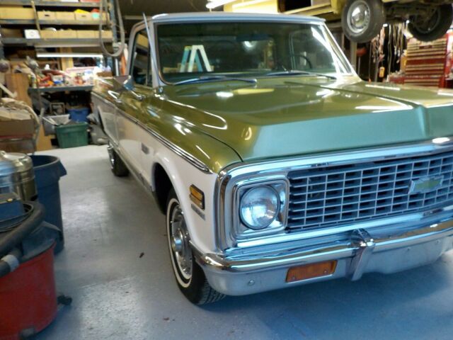 1972 Green Chevrolet C-10