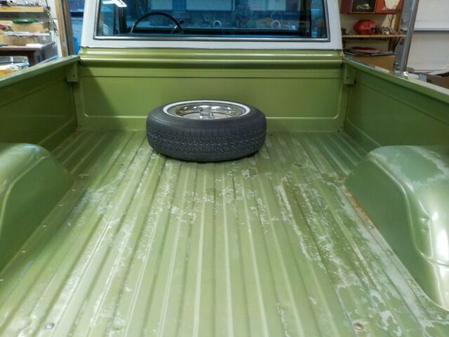 1972 Green Chevrolet C-10