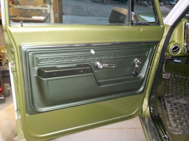 1972 Green Chevrolet C-10