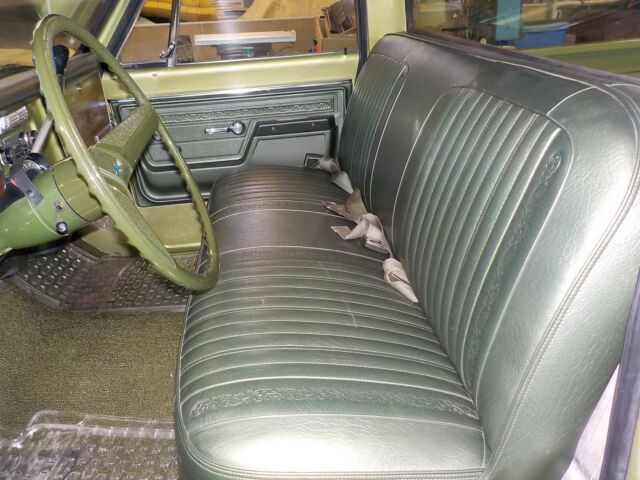 1972 Green Chevrolet C-10