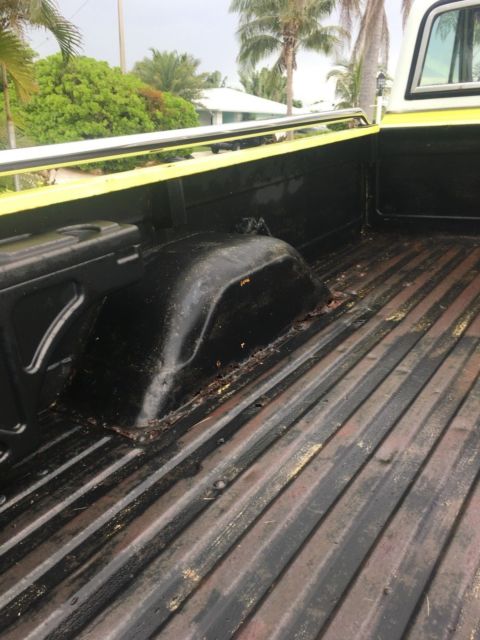 1972 White/Yellow Chevrolet Cheyenne Standard Cab Pickup