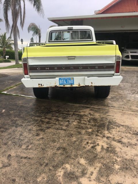 1972 White/Yellow Chevrolet Cheyenne Standard Cab Pickup