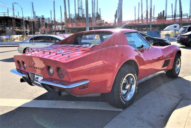 1972 Red Chevrolet Corvette Coupe