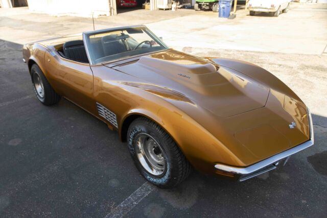 1972 Orange Chevrolet Corvette --