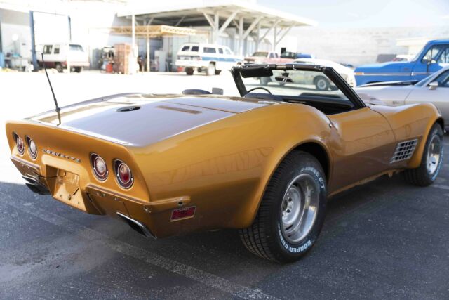 1972 Orange Chevrolet Corvette --