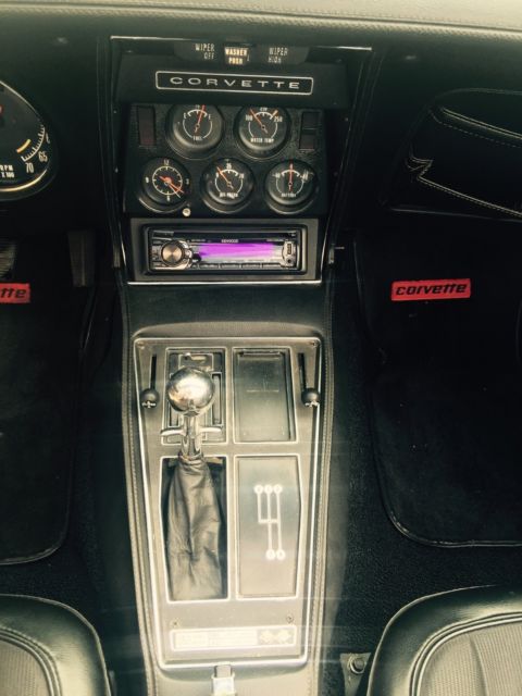 1972 ONTARIO ORANGE Chevrolet Corvette CONVERTIBLE