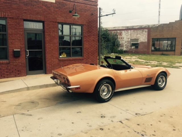 1972 ONTARIO ORANGE Chevrolet Corvette CONVERTIBLE