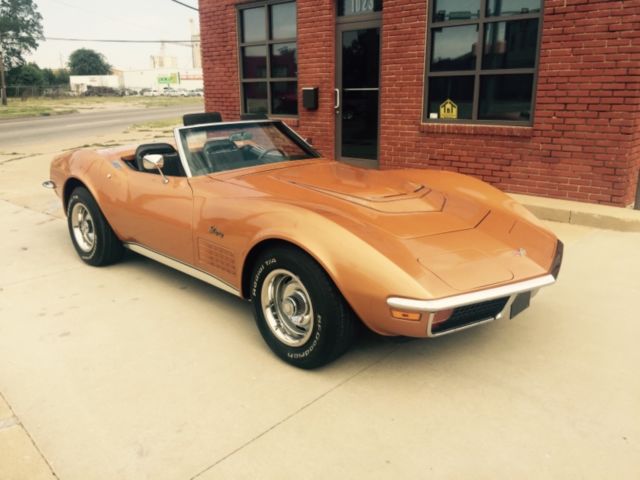 1972 ONTARIO ORANGE Chevrolet Corvette CONVERTIBLE
