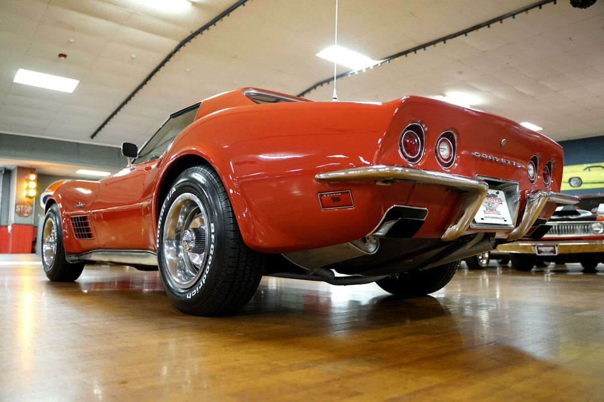 1972 Red Chevrolet Corvette --