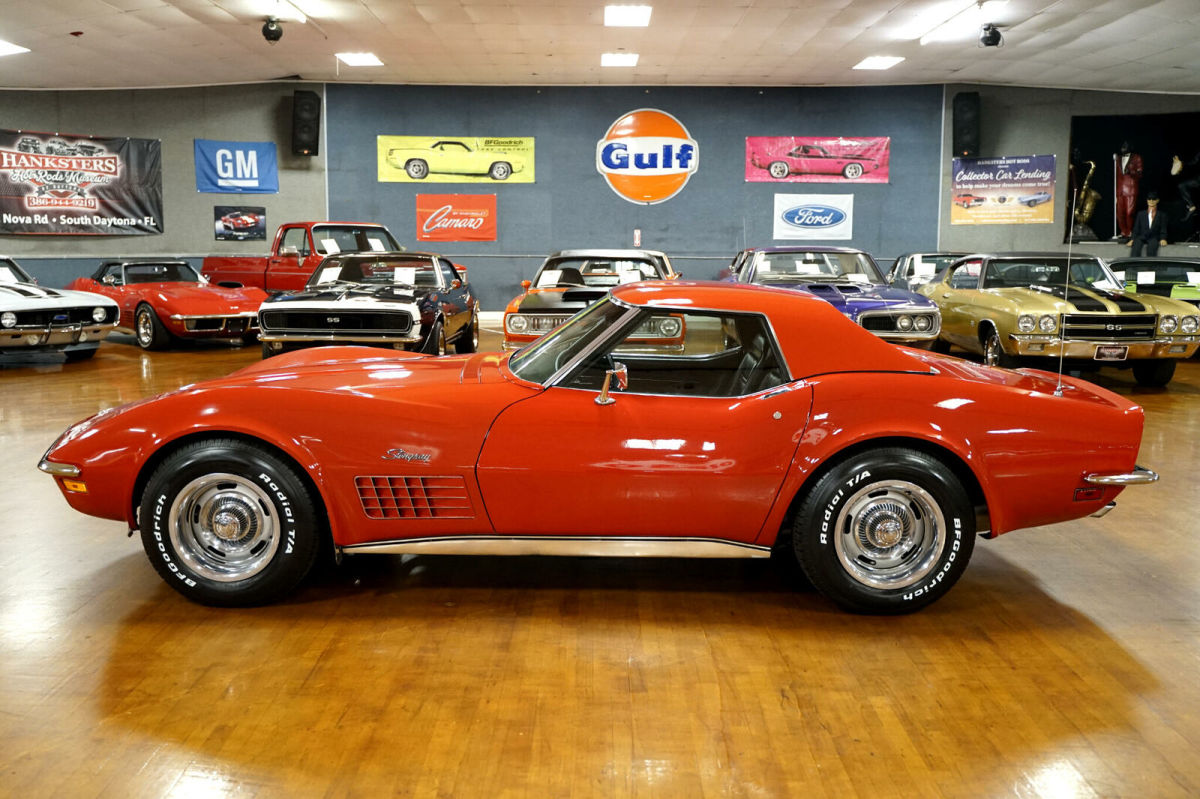 1972 Red Chevrolet Corvette --