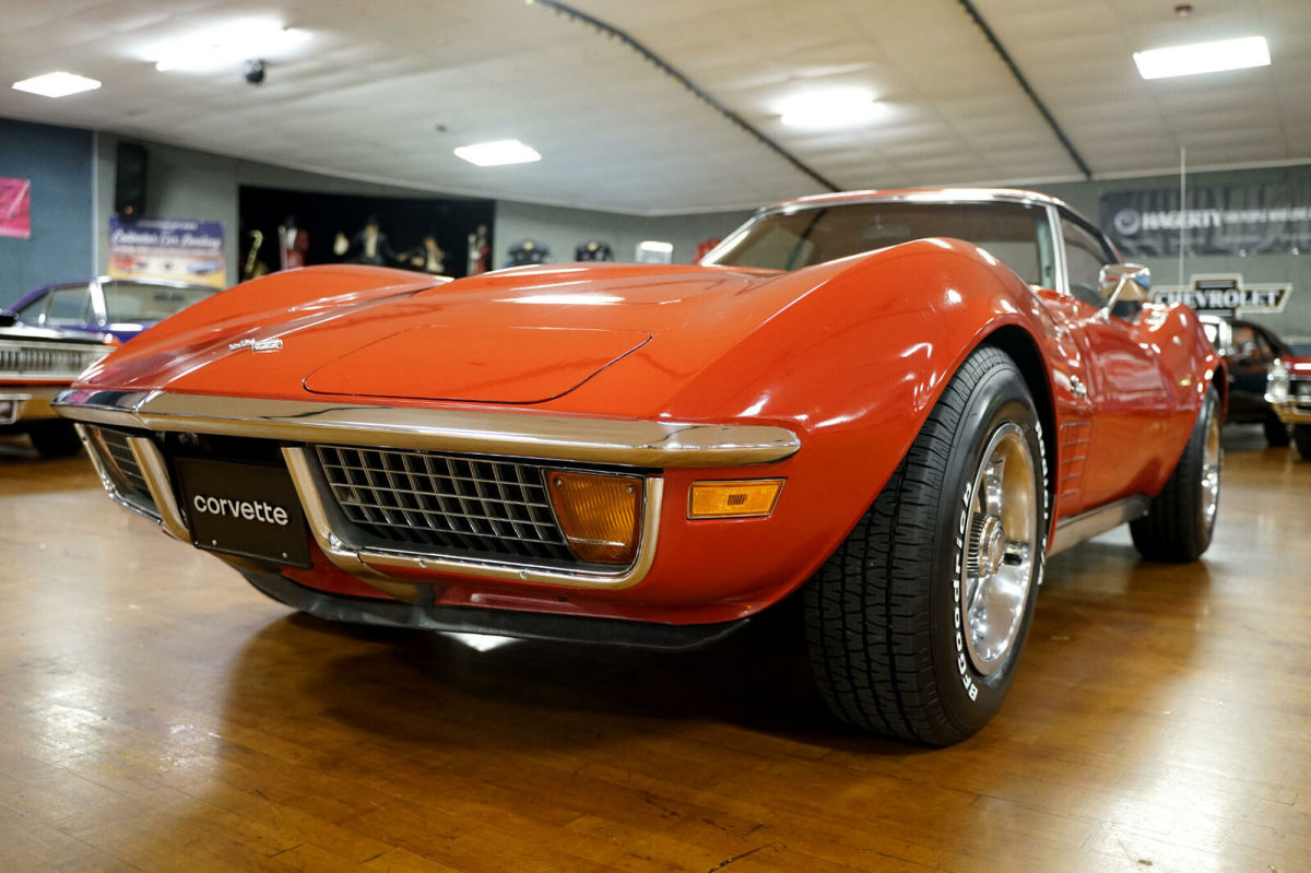 1972 Red Chevrolet Corvette --