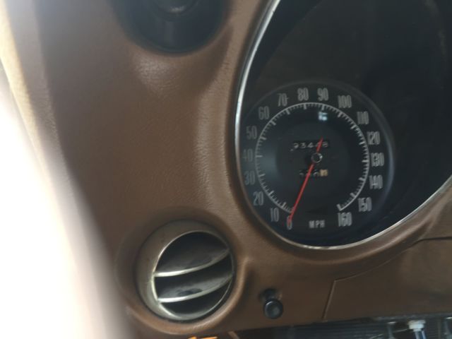 1972 warbonnet yellow Chevrolet Corvette Coupe