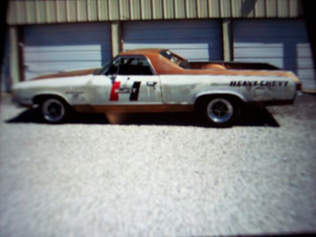 1972 White Chevrolet El Camino