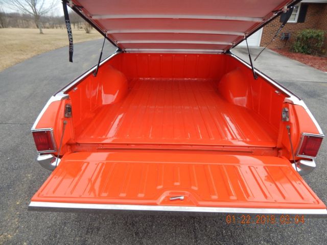 1972 Orange Chevrolet El Camino Standard Cab Pickup
