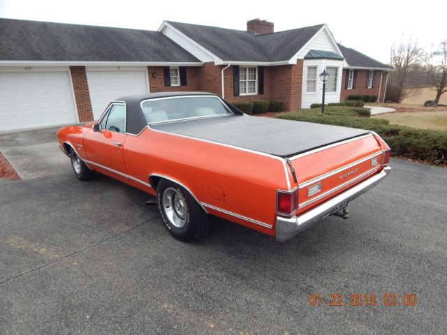 1972 Orange Chevrolet El Camino Standard Cab Pickup