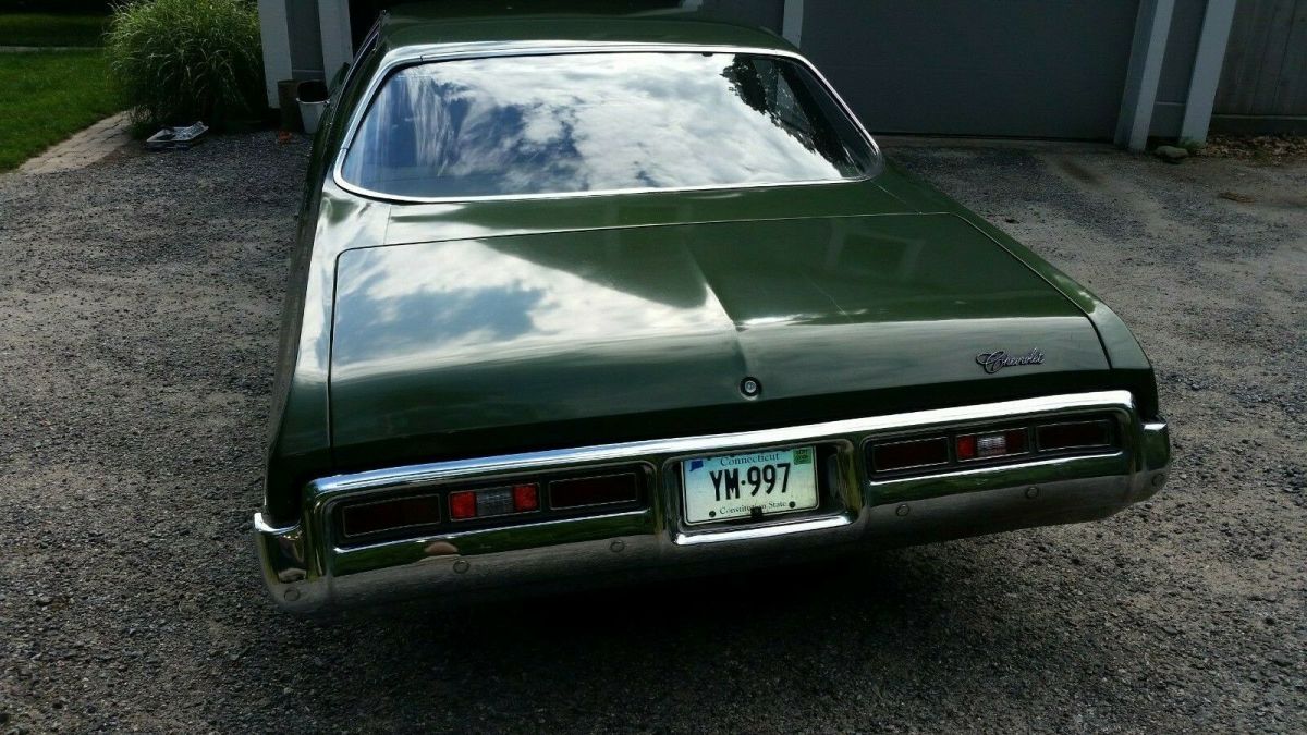 1972 Green Chevrolet Impala Sedan
