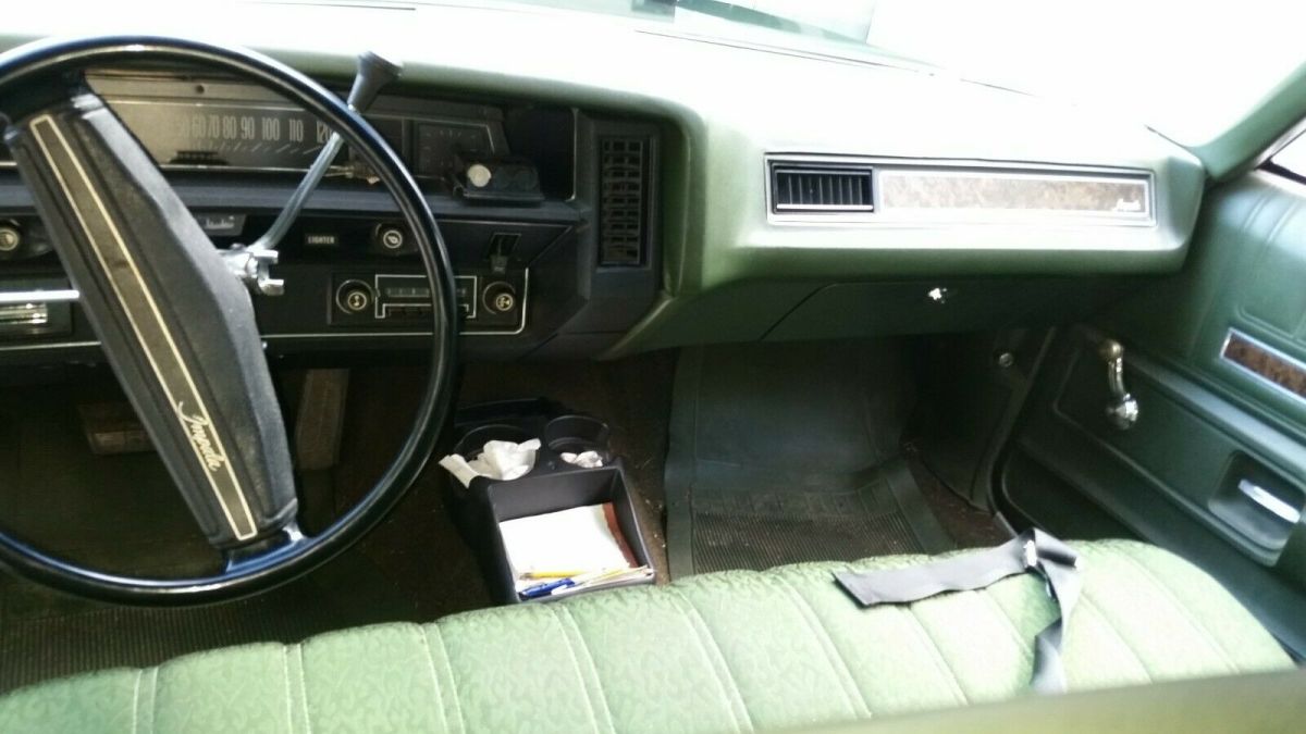 1972 Green Chevrolet Impala Sedan