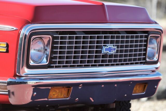 1972 Red Chevrolet C-10 Pickup
