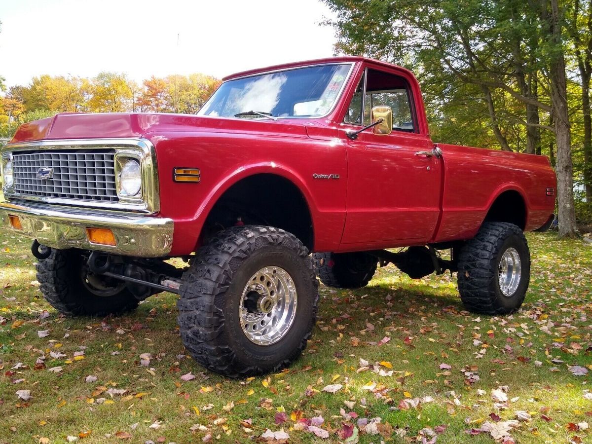 1972 Red Chevrolet K-10 Pickup