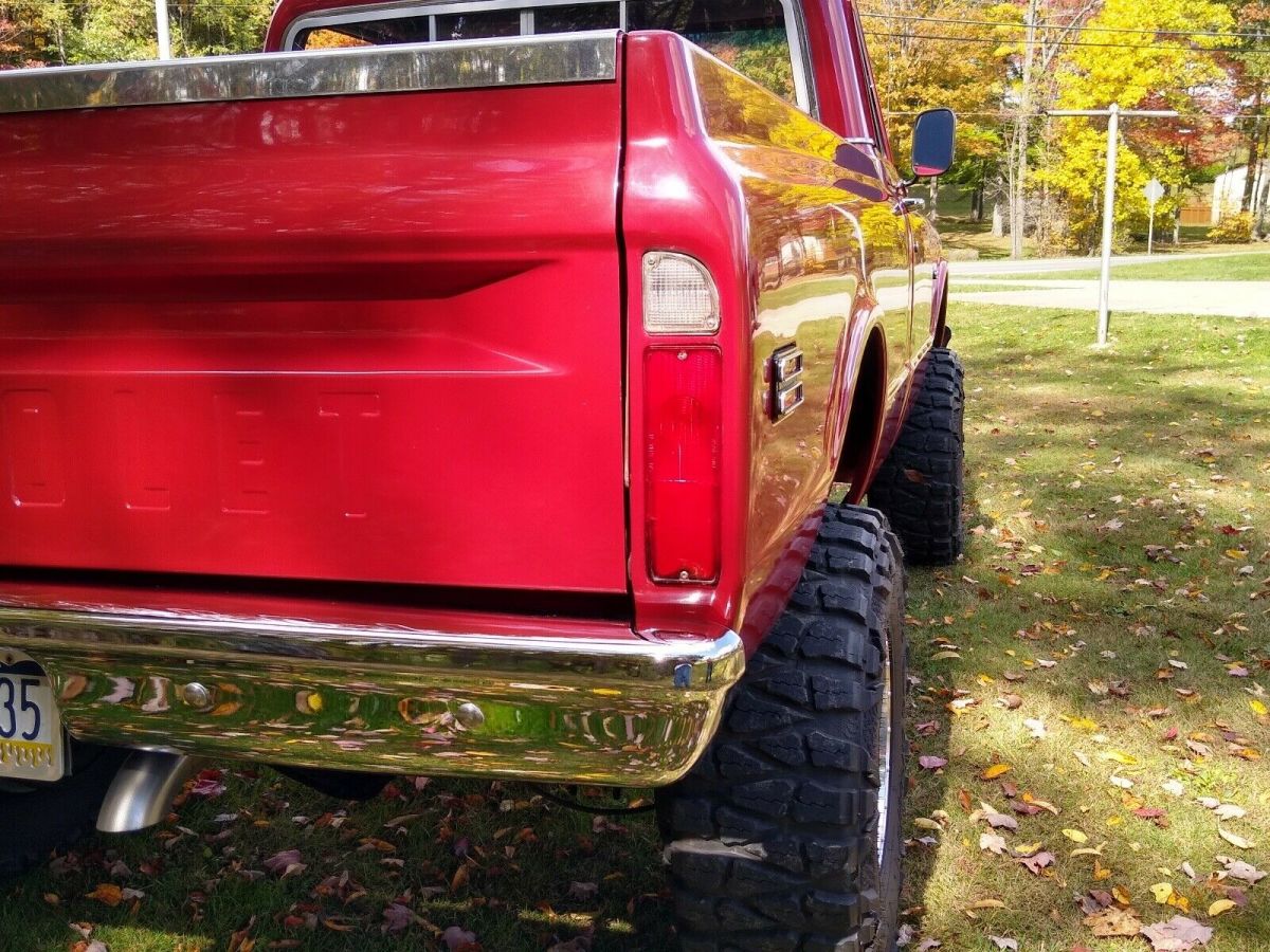 1972 Red Chevrolet K-10 Pickup