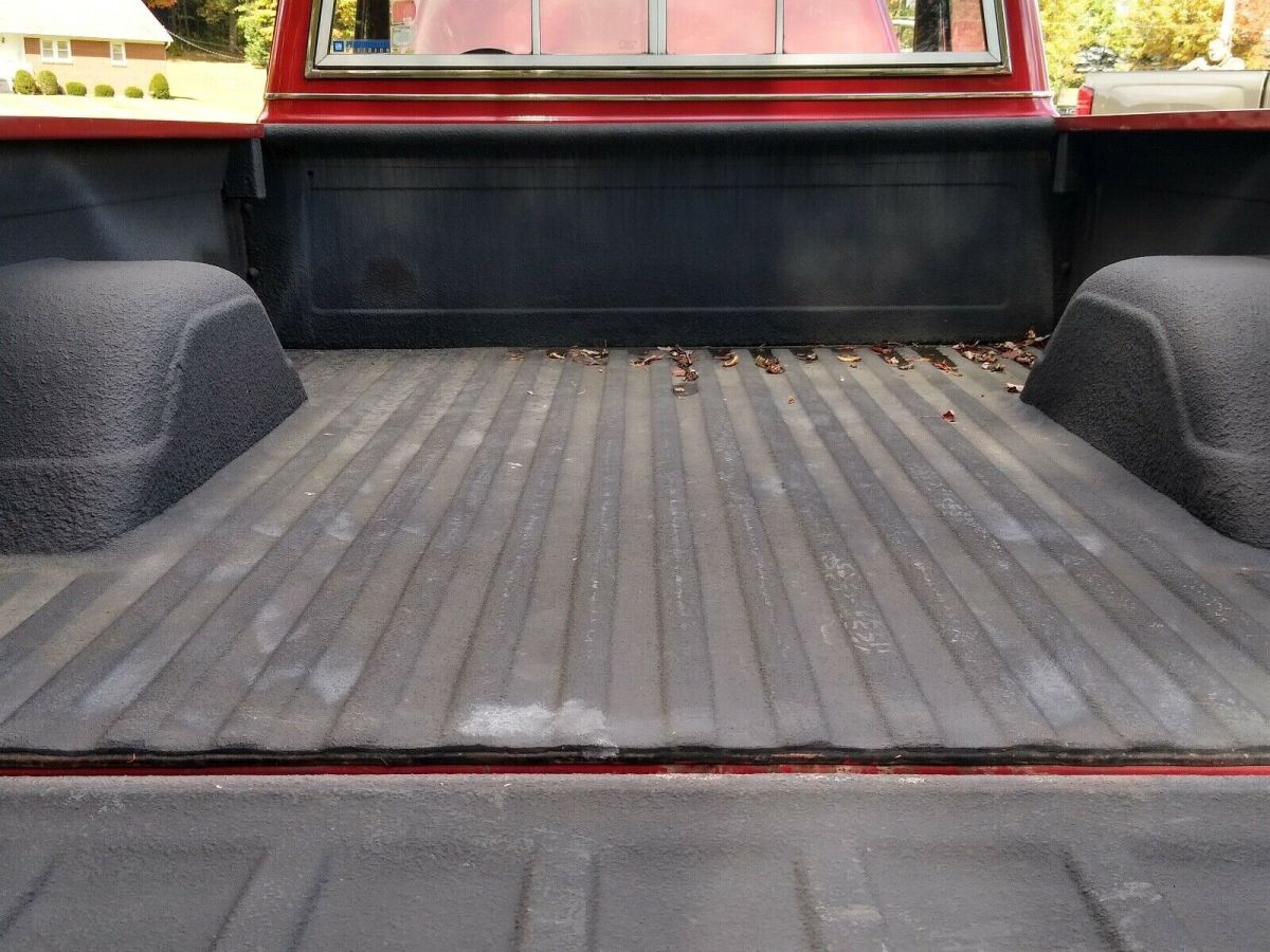 1972 Red Chevrolet K-10 Pickup