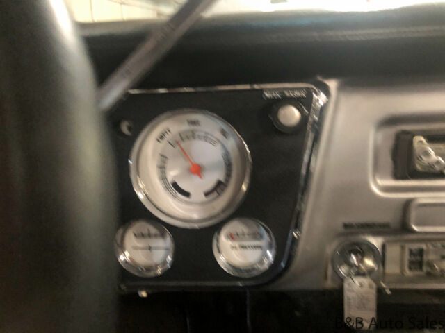 1972 Blue Chevrolet K10 --