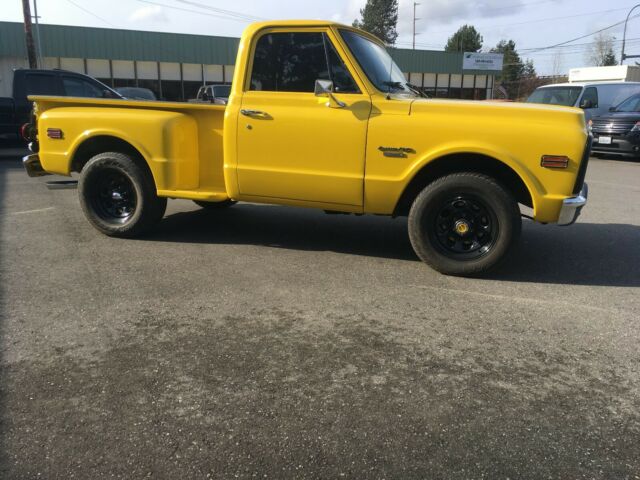 1972 Yellow Chevrolet K10 Pickup