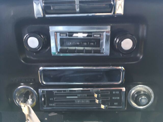 1972 Yellow Chevrolet K10 Pickup