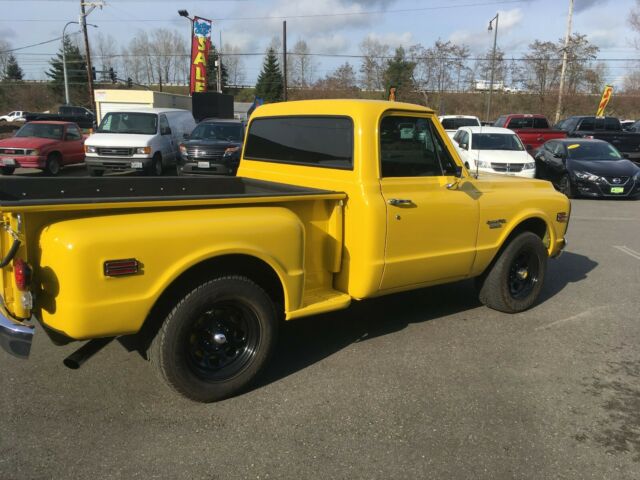 1972 Yellow Chevrolet K10 Pickup